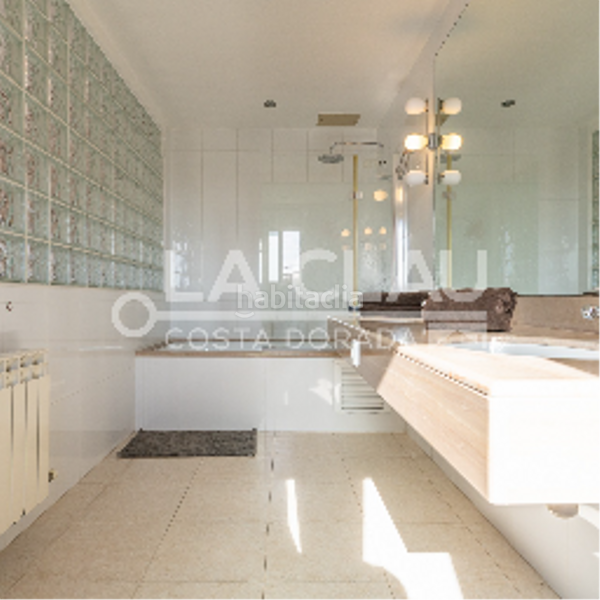 Foto 66c80677-86e3-481e-bc27-e646b0921b59. Affitto casa con riscaldamento parcheggio in Els Ametllers Cambrils