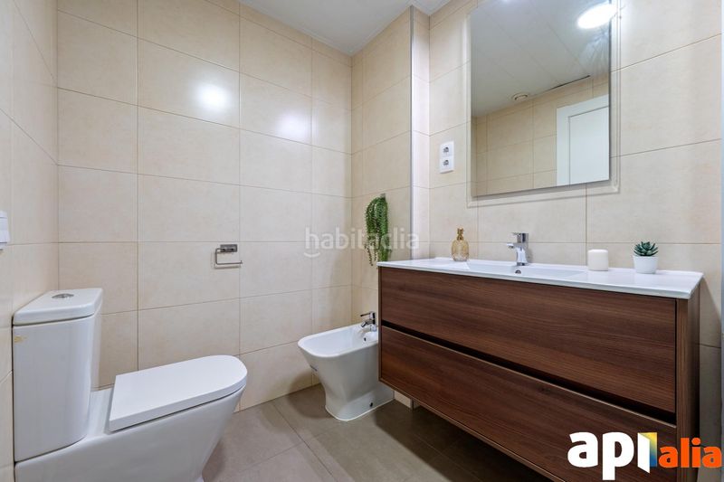 Foto 932edfcc-7686-4cb0-9b8a-9ac155e937a6. Pis amb calefacció a Centre Reus