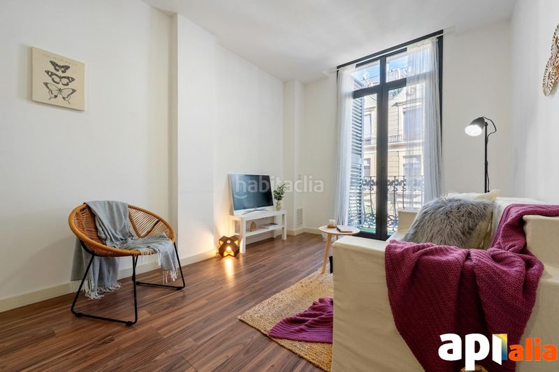 Foto abaf8bf4-be91-4bdf-8140-24a81545be8f. Pis amb calefacció a Centre Reus