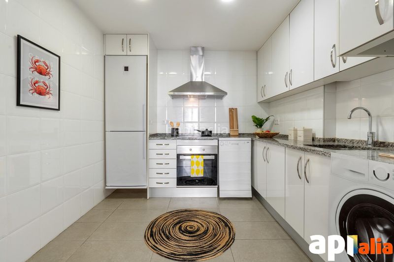 Foto f873fb40-50c3-496b-a4ce-aebff5bece39. Pis amb calefacció a Centre Reus