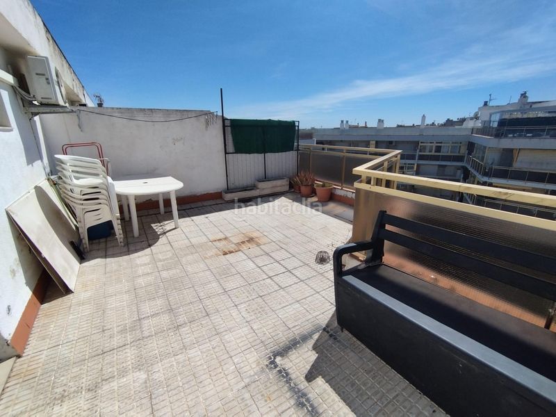 Foto fb7deb81-05ef-4b3c-b05e-96b15d6c2303. Àtic amb calefacció piscina a Centre Salou