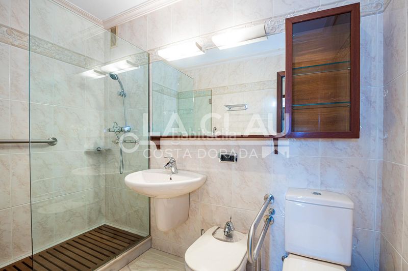Foto d78a5786-90a3-474d-8c31-f7df0e063104. Appartamento con riscaldamento parcheggio in Eixample Tarragona