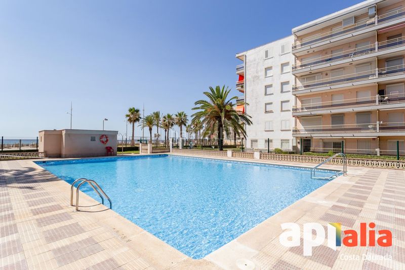 Foto 1f6a04f3-89ee-4275-853d-ecd9595bb658. Pis amb aparcament piscina a La Pineda Vila-seca