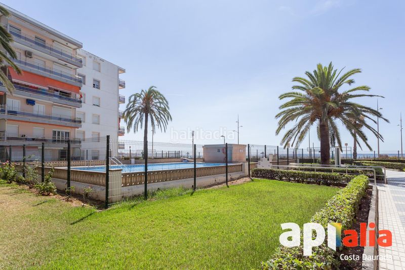 Foto c34d456d-e0cf-4b5d-adb0-c4e508d63d1e. Pis amb aparcament piscina a La Pineda Vila-seca