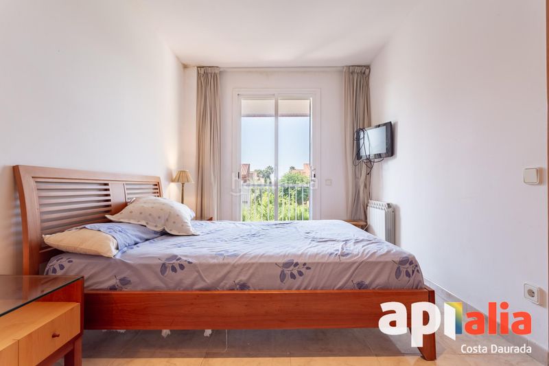Foto 5fd506c5-58e8-47e0-898e-d582f44e96da. Casa adossada amb calefacció aparcament a Altafulla
