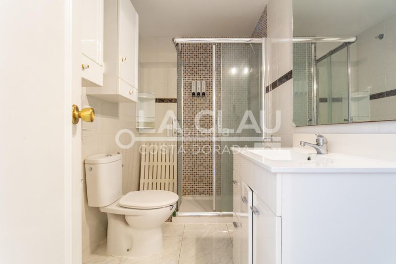 Foto 2080c0f8-107f-4327-86ef-f6f9f87fb33e. Apartament amb aparcament a Cambrils mediterrani Cambrils