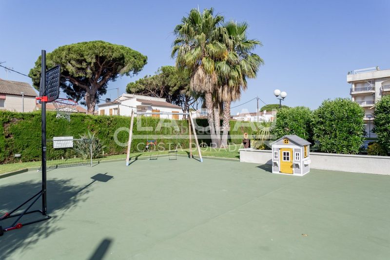 Foto 2cf092ec-9de4-40ac-847e-4f7a1330faac. Apartament amb aparcament a Cambrils mediterrani Cambrils