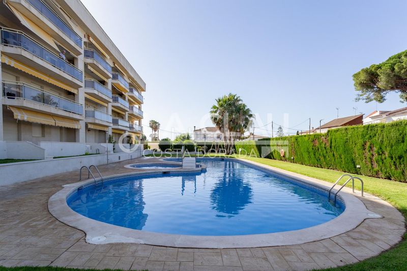 Foto 74cea40b-9f70-4261-bbba-e26369b26dfe. Apartament amb aparcament a Cambrils mediterrani Cambrils