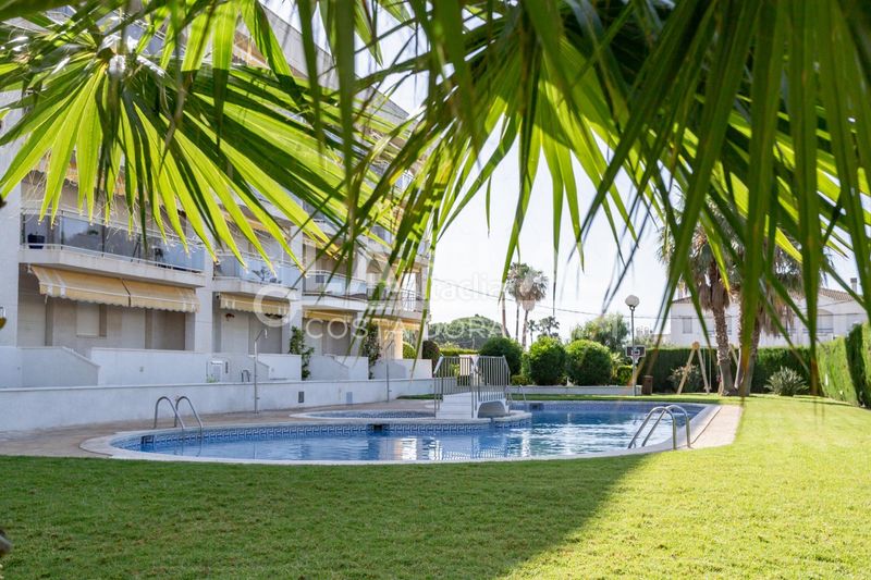 Foto 781d13aa-4cc7-40e6-a1cd-3b0bf33f3159. Apartament amb aparcament a Cambrils mediterrani Cambrils