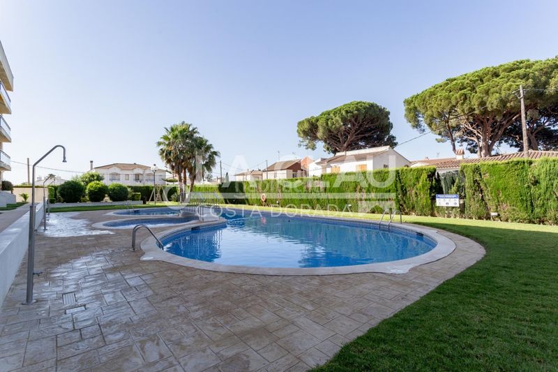 Foto 8ad03ecc-ddb9-4a1d-abc1-4e69810e78ce. Apartament amb aparcament a Cambrils mediterrani Cambrils