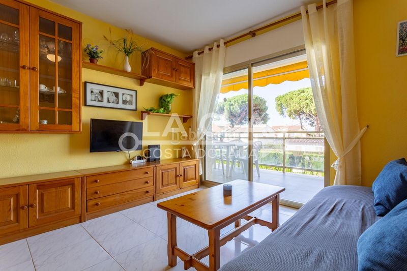 Foto bc09f8fe-4b32-42a1-8fd5-4de8747e600a. Apartament amb aparcament a Cambrils mediterrani Cambrils