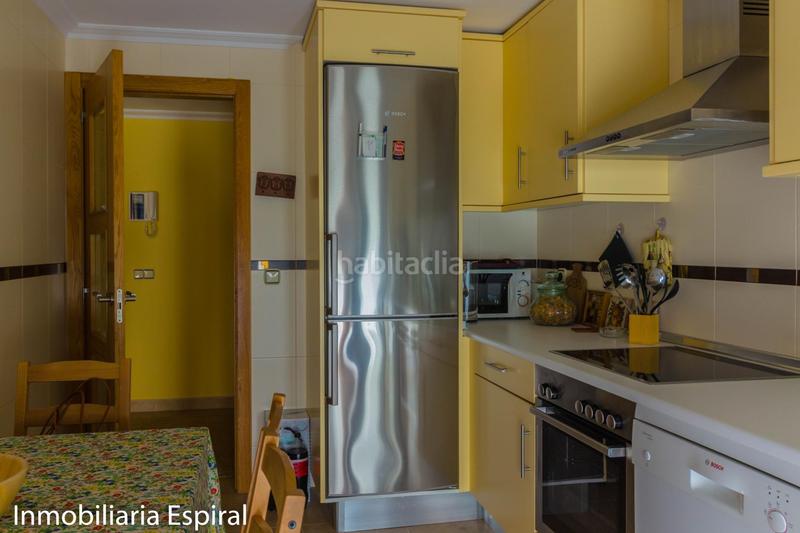 Foto 1cdfb7b6-1233-4b8d-b5c3-ed6b813f431f. Apartament amb calefacció aparcament a Noalla Sanxenxo