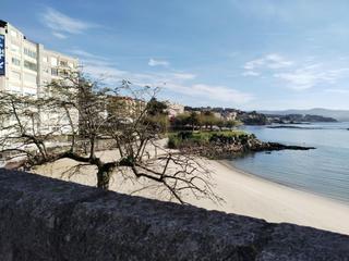 Apartament  Madrid. Tu refugio ideal en sanxenxo a solo pasos de la playa!