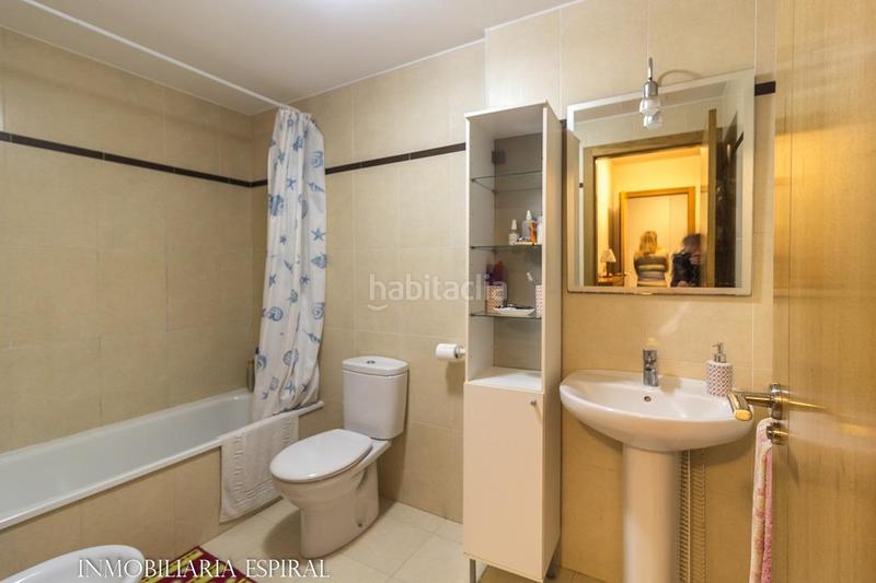 Foto 989518aa-91fa-4bac-8800-e38346a805f7. Apartamento disfruta del paraíso en raxó tu apartamento soñado a pasos de la playa! en Poio