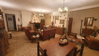 Xalet a Aldea del Fresno. Chalet independiente en aldea del fresno