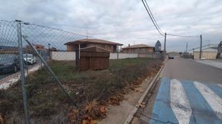 Residential Plot in Villa del Prado. Parcela en villa del prado