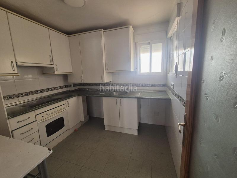 Foto 9e181f3a-e27c-43e3-b2fe-970b6a7b754f. Duplex con riscaldamento parcheggio in Villanueva de Perales