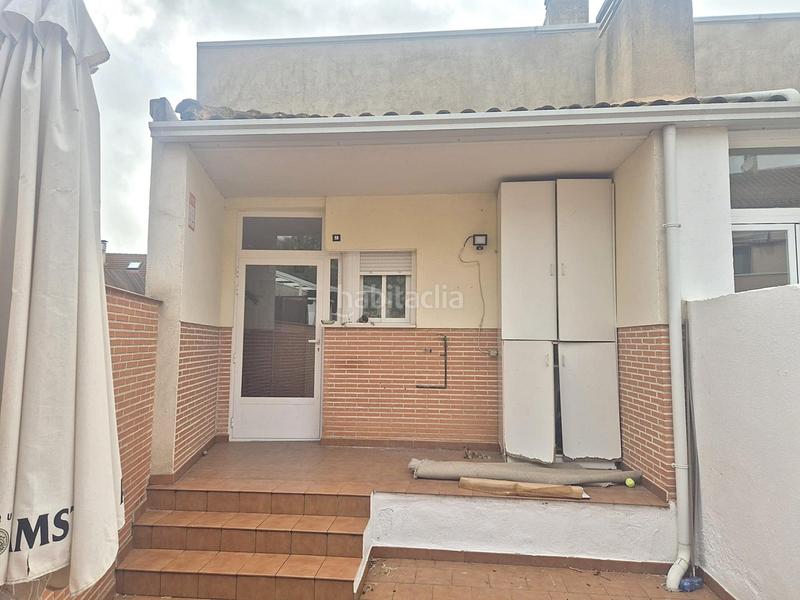 Foto c79392ba-4d2d-4df9-8f24-158774e9a554. Duplex con riscaldamento parcheggio in Villanueva de Perales