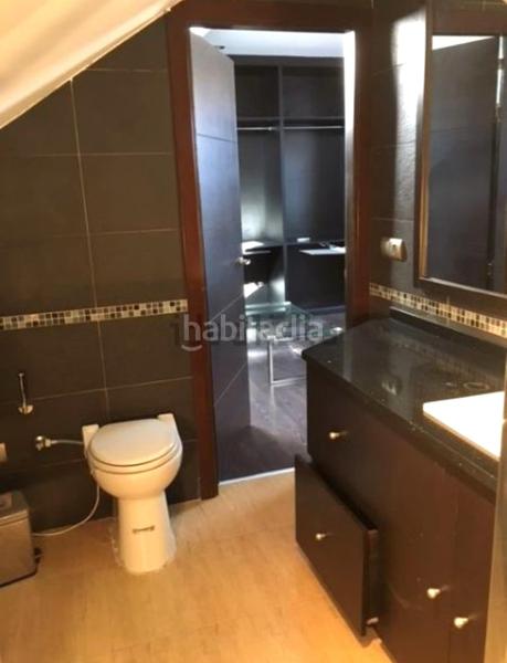 Foto 595c6bc5-4f25-4fc0-b674-fa32c54f4fab. Casa bifamiliare con riscaldamento parcheggio piscina in Villamantilla