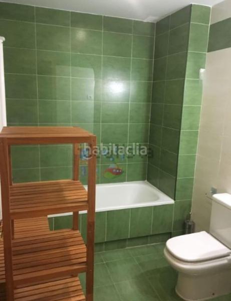 Foto 80ce7fdf-6e63-44cb-96af-2b15ebf32f84. Casa bifamiliare con riscaldamento parcheggio piscina in Villamantilla