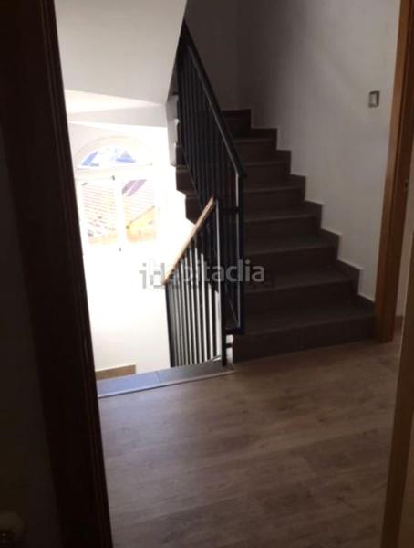 Foto ebbe7dce-2280-4350-9b25-06d0d8992a1d. Casa bifamiliare con riscaldamento parcheggio piscina in Villamantilla