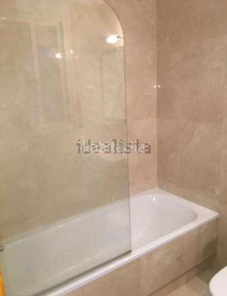 Foto f3991f08-240d-4ad5-91a2-5c037e84d92d. Casa bifamiliare con riscaldamento parcheggio piscina in Villamantilla