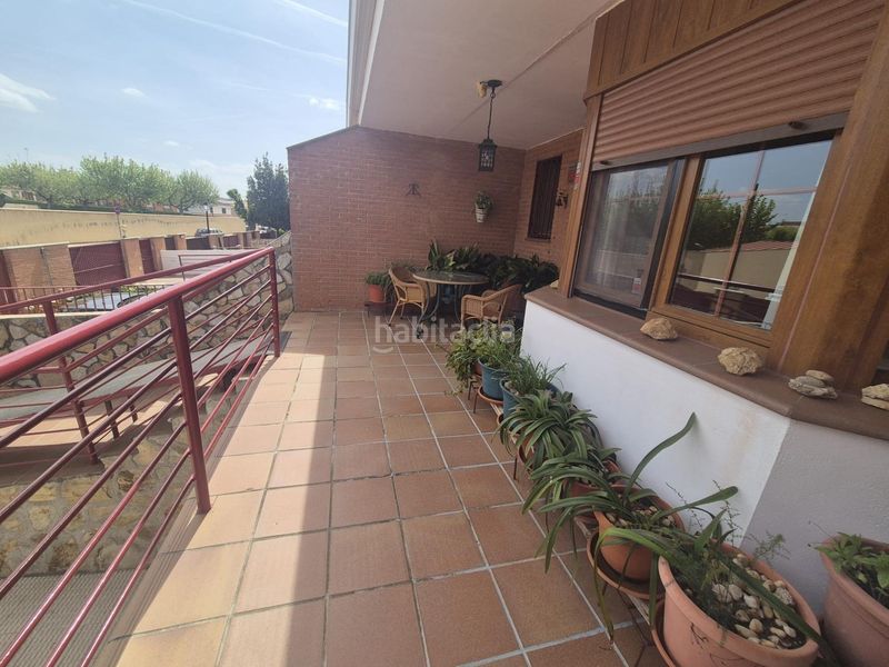 Foto 2f823ae3-ccd1-45d1-ab78-fbe1b14f23dd. Casa adossada amb aparcament a Villa del Prado