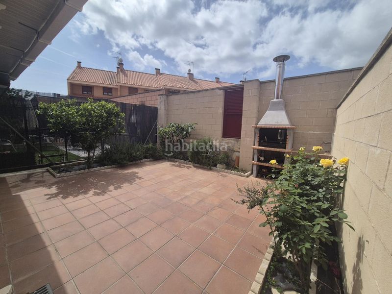 Foto 383ae605-9a87-4623-9291-23e19d24480e. Casa adossada amb aparcament a Villa del Prado