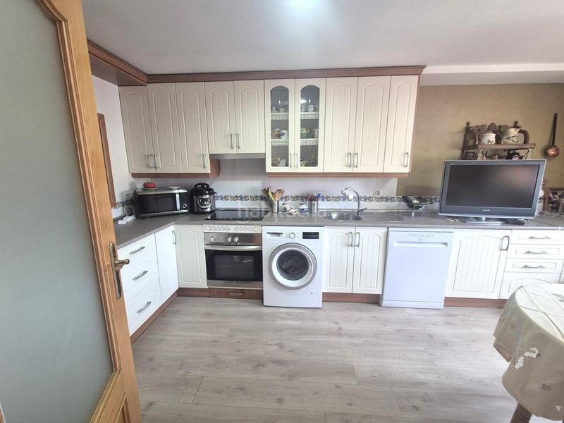 Foto 6ab97799-bd84-4076-a7a2-ec829389471e. Casa adossada amb aparcament a Villa del Prado