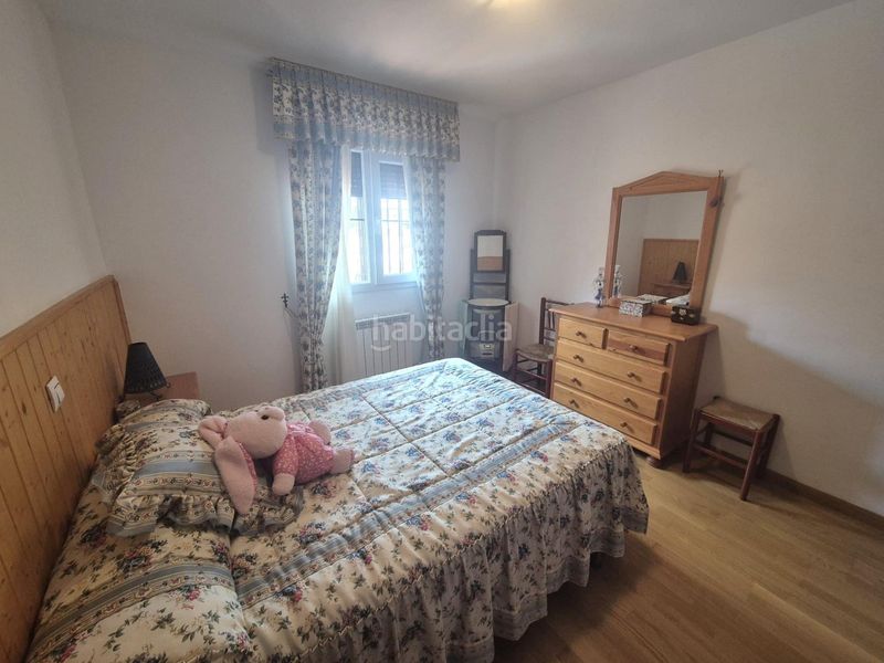 Foto 7afb2b0d-26fa-4b18-ac12-404b073f32f6. Casa adossada amb aparcament a Villa del Prado