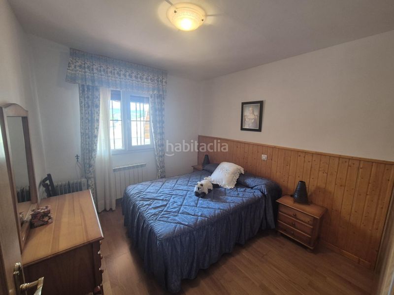 Foto ca23338c-ade1-4d1f-8130-2e0ebe6a8ffb. Casa adossada amb aparcament a Villa del Prado