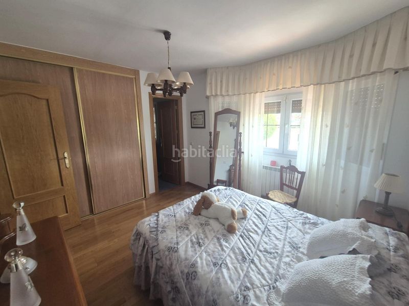 Foto fb9f0513-2483-49b0-a332-f255729a242c. Casa adossada amb aparcament a Villa del Prado