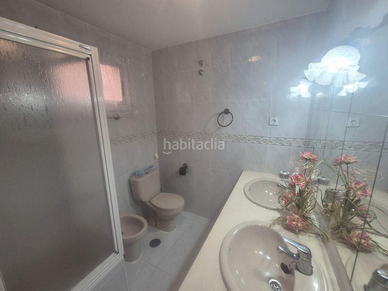 Foto 26499775-38a1-42da-ab3c-8c5388eab228. Casa adossada amb calefacció aparcament piscina a Navalcarnero