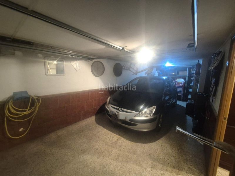 Foto dd1d6018-b773-4045-bbc8-d94476a53933. Casa adossada amb calefacció aparcament piscina a Navalcarnero