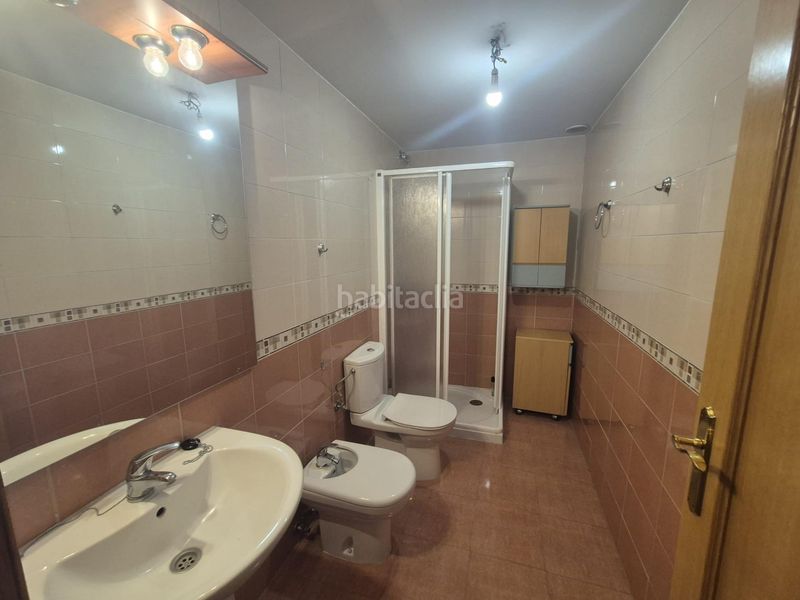 Foto b385c756-cbe8-4ef8-a9f3-eab2ae819795. Casa adossada amb calefacció aparcament piscina a Méntrida