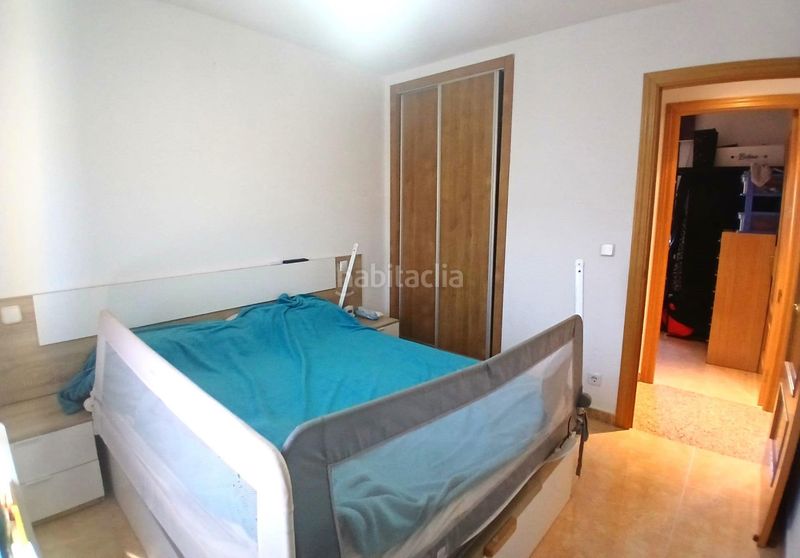 Foto e4e4cfbd-058d-42a2-8450-d1cd79b49b72. Casa adossada amb calefacció a Aldea del Fresno