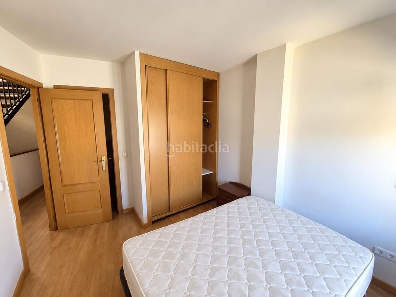 Foto 4b10950b-0e70-4258-9f29-72d27e9279d6. Casa adossada amb calefacció aparcament a Aldea del Fresno