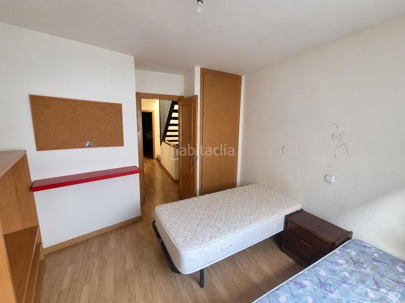Foto e1c17f8e-b995-4e41-af09-ac6f443ac65f. Casa adossada amb calefacció aparcament a Aldea del Fresno