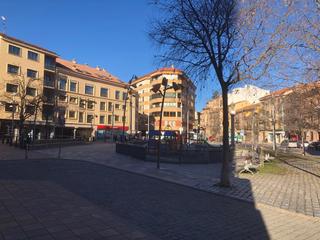 Location Local commercial  De buitrago. Magnifico local en alquiler en pleno centro.