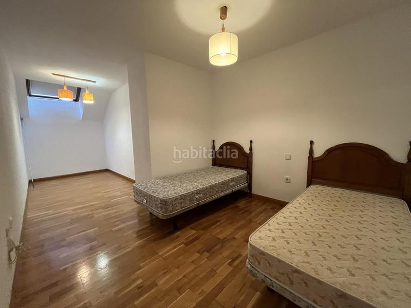 Foto b9e8fe75-8538-4cbf-8f96-9112bcff3df3. Affitto duplex con parcheggio in José Zorrilla - Padre Claret Segovia