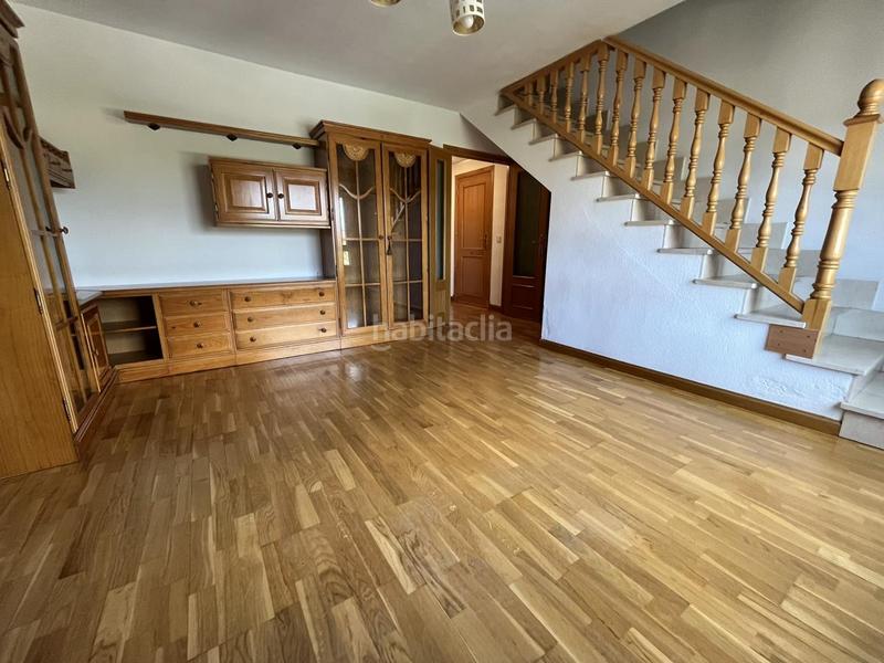 Foto 557c9d13-6f67-4564-a017-c0f289001b3a. Rent duplex with parking in José Zorrilla - Padre Claret Segovia