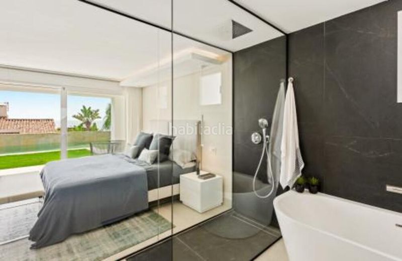 Foto 722a7427-dbd4-489b-af89-15bf076f281f. Casa amb aparcament piscina a Guadalobón Estepona