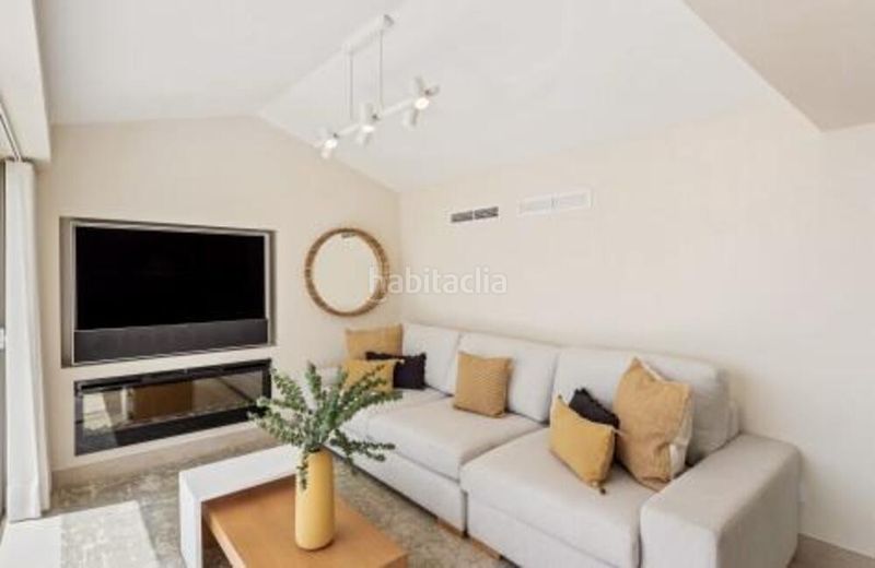 Foto 8f7b88a6-812a-427e-92af-ce0ea7a1fb6f. Casa amb aparcament piscina a Guadalobón Estepona