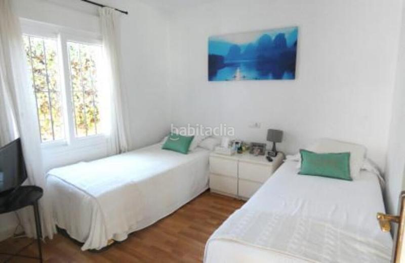 Foto c8fc35b3-bfc5-41a5-bd62-770029876115. House in urbanización castiglione 6 in Nueva Alcántara Marbella