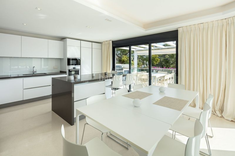 Foto 8f5f1c84-f763-4115-bba5-0a0aab234f60. Casa a viena-nva andalucia d 4 a Las Brisas Marbella