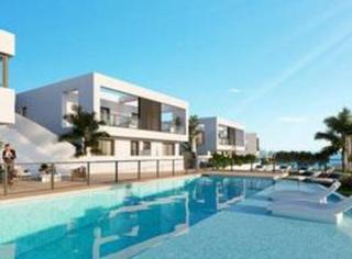 Doppelhaus in Riviera del Sol. Moderno