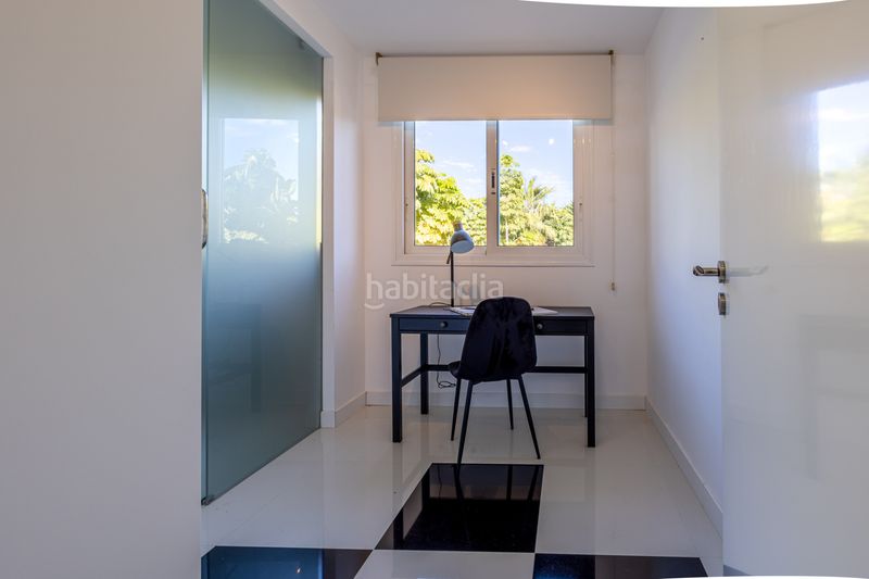 Foto 0974afef-dabc-4838-b7ad-567e854ccdaa. Casa amb aparcament piscina a Las Brisas Marbella