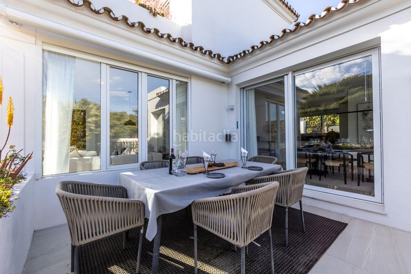 Foto b54aa256-b399-4a96-9e9c-40557d6b6942. Casa amb aparcament piscina a Las Brisas Marbella