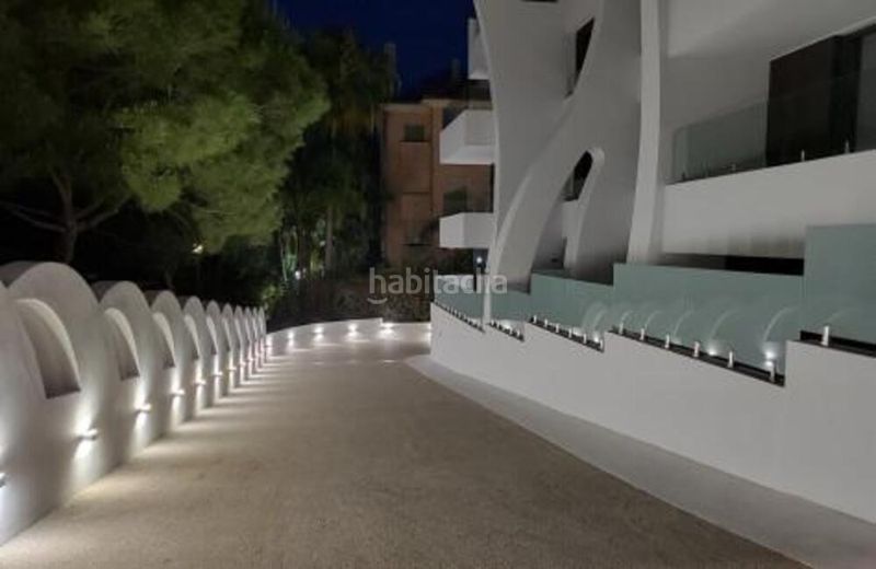Foto e755d1e1-b430-4821-9b37-edf7e8b52431. Àtic amb aparcament piscina a Marbesa Marbella
