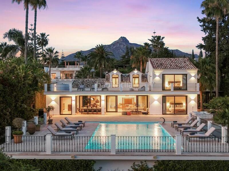 Foto ac8a8ba7-073e-4739-8e88-a91a15cd10a6. Casa en n/a lujo en Los Naranjos Marbella
